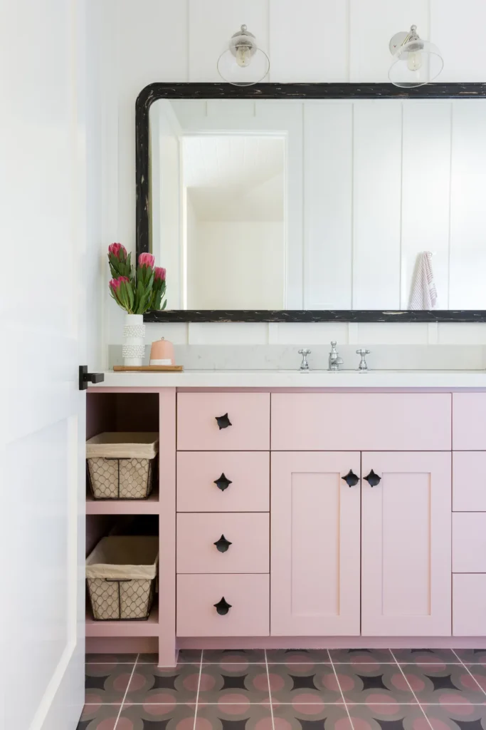 Farmhouse Bathroom Ideas